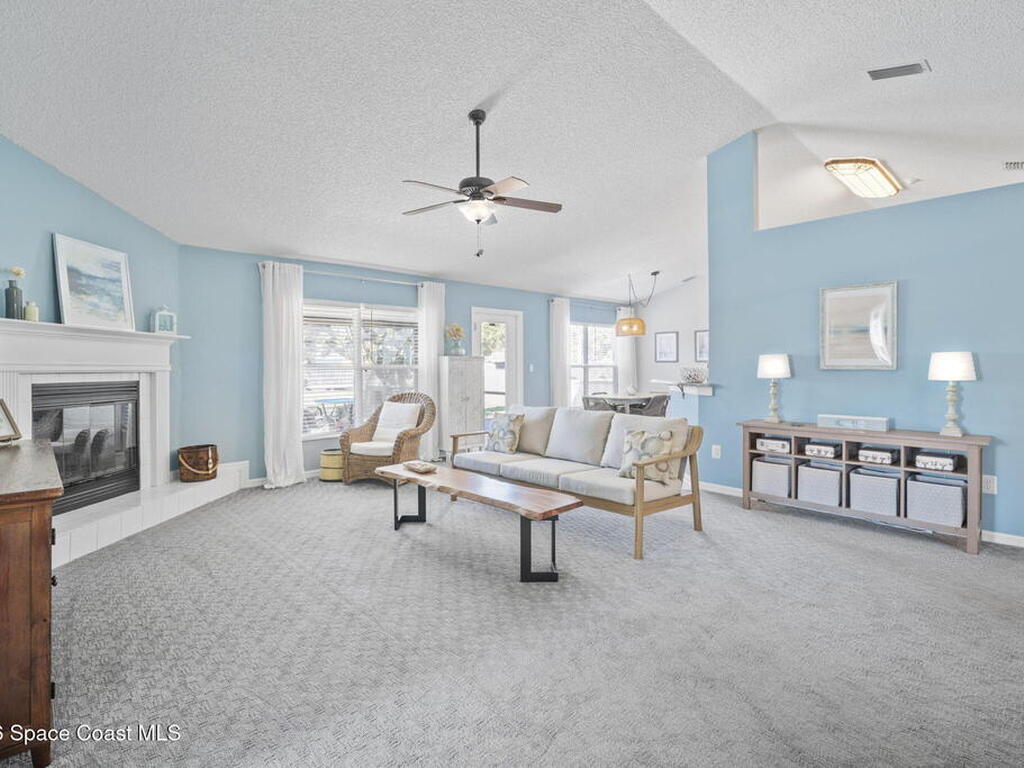 400 Helicon Avenue, Palm Bay, FL 32907