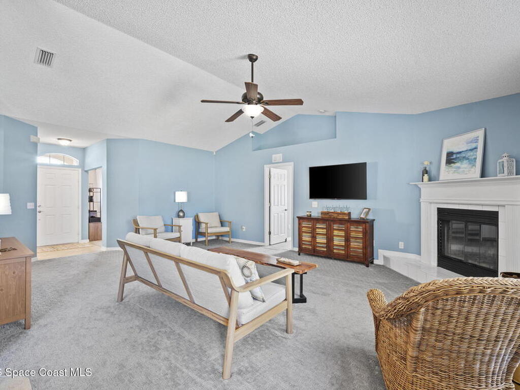 400 Helicon Avenue, Palm Bay, FL 32907