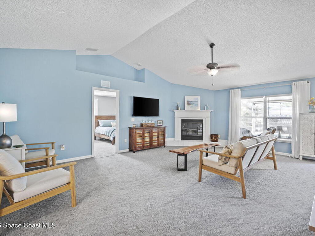 400 Helicon Avenue, Palm Bay, FL 32907