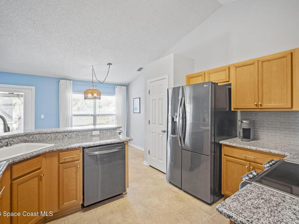 400 Helicon Avenue, Palm Bay, FL 32907