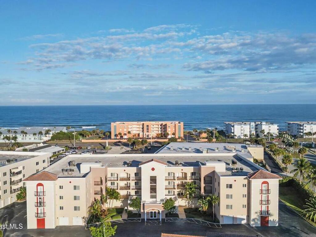 121 Lancha Circle, Satellite Beach, FL 32937