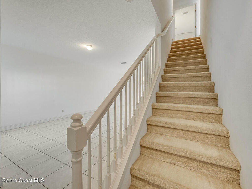 624 Cedar Side Circle, Palm Bay, FL 32905