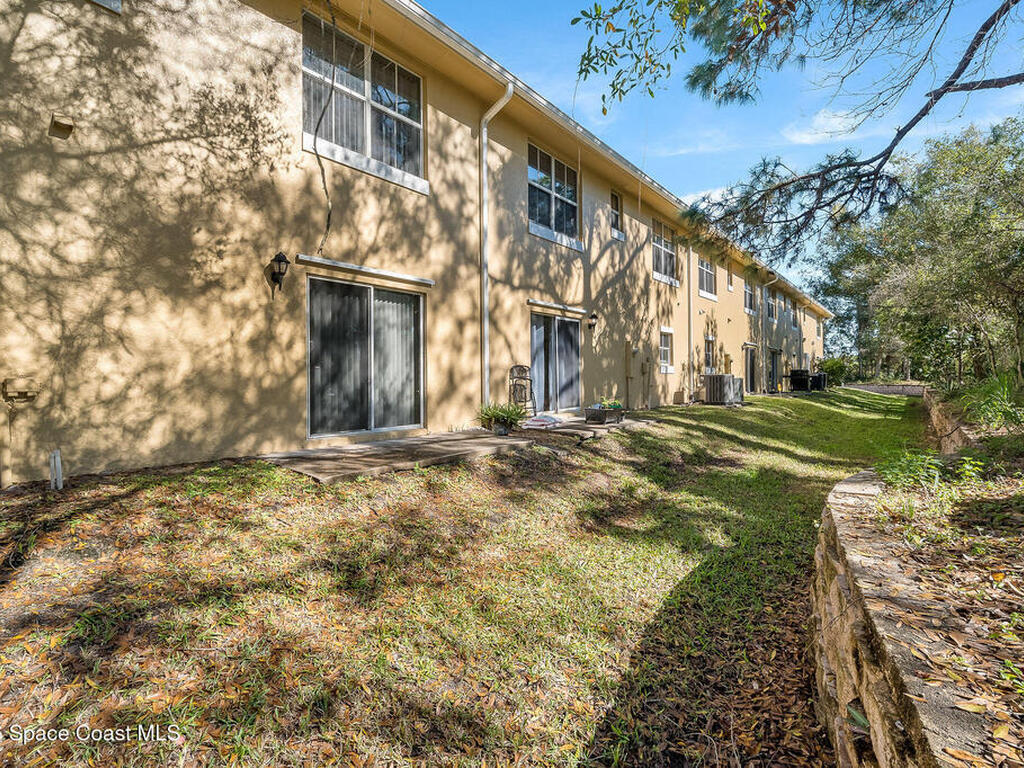 624 Cedar Side Circle, Palm Bay, FL 32905