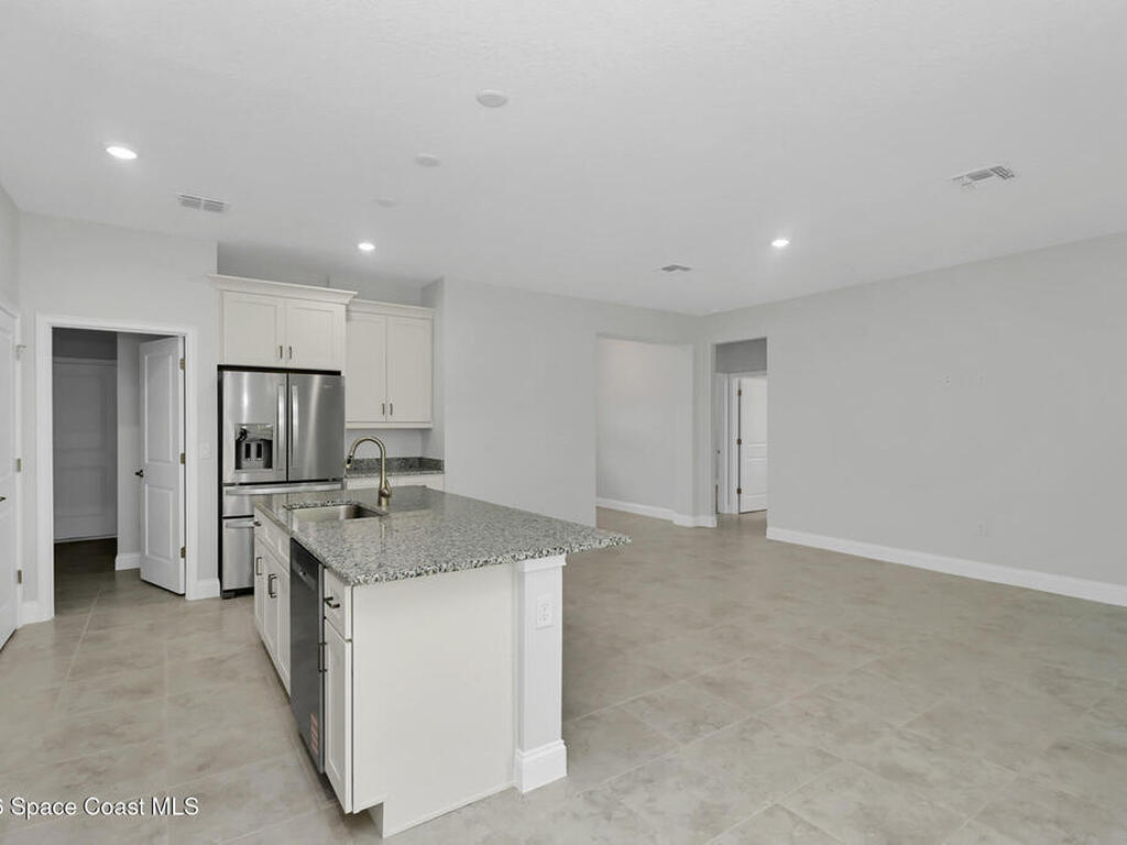 7270 N Glenridge Circle, Citrus Springs, FL 34434