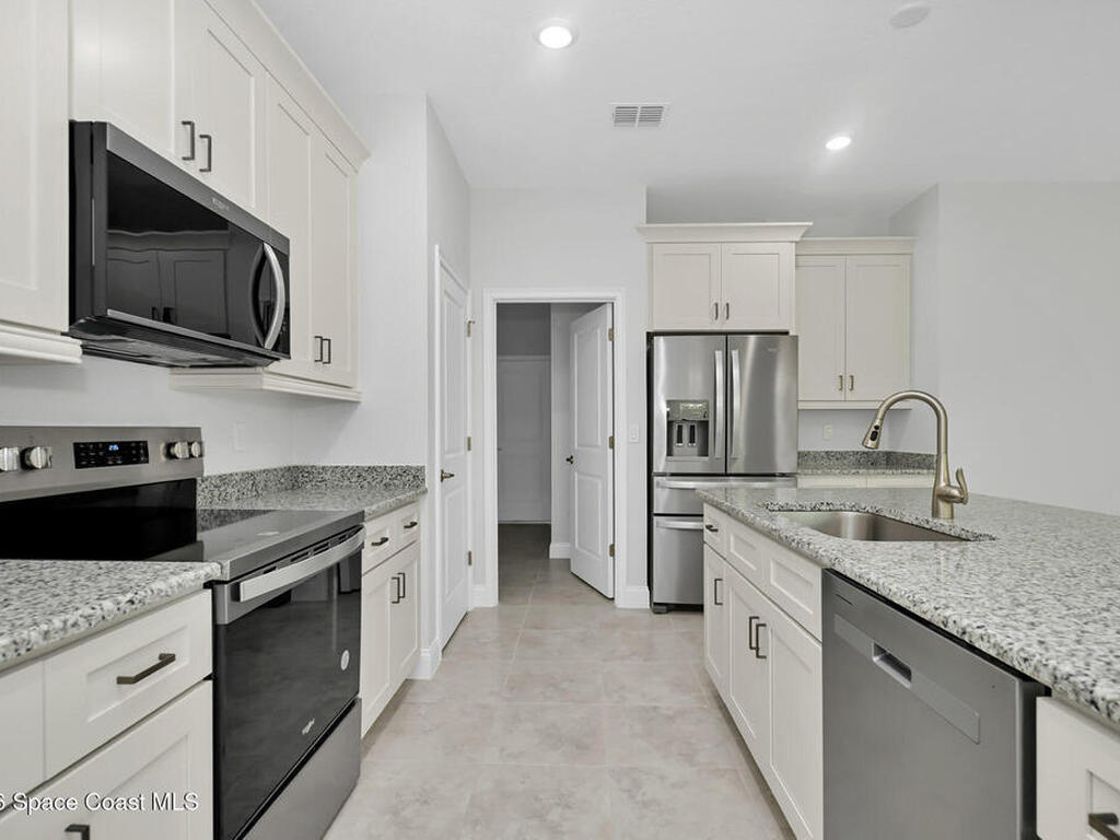 7270 N Glenridge Circle, Citrus Springs, FL 34434