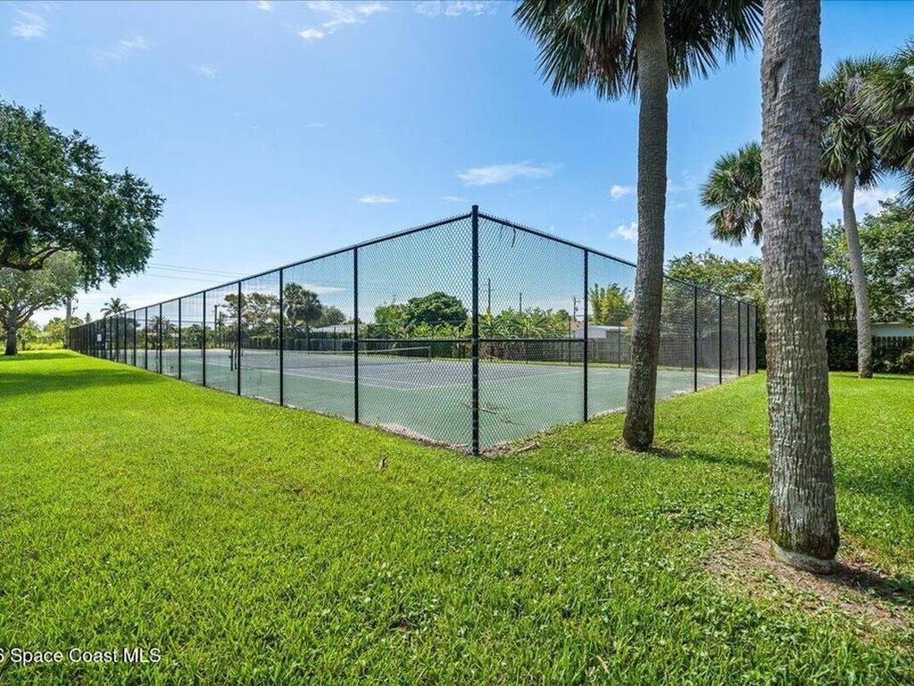 442 Dove Lane, Satellite Beach, FL 32937