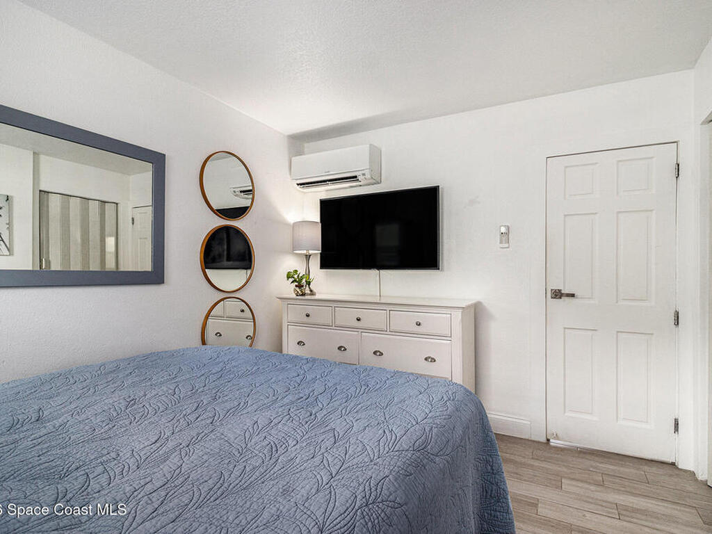 7605 Ridgewood Ave, Cape Canaveral, FL 32920