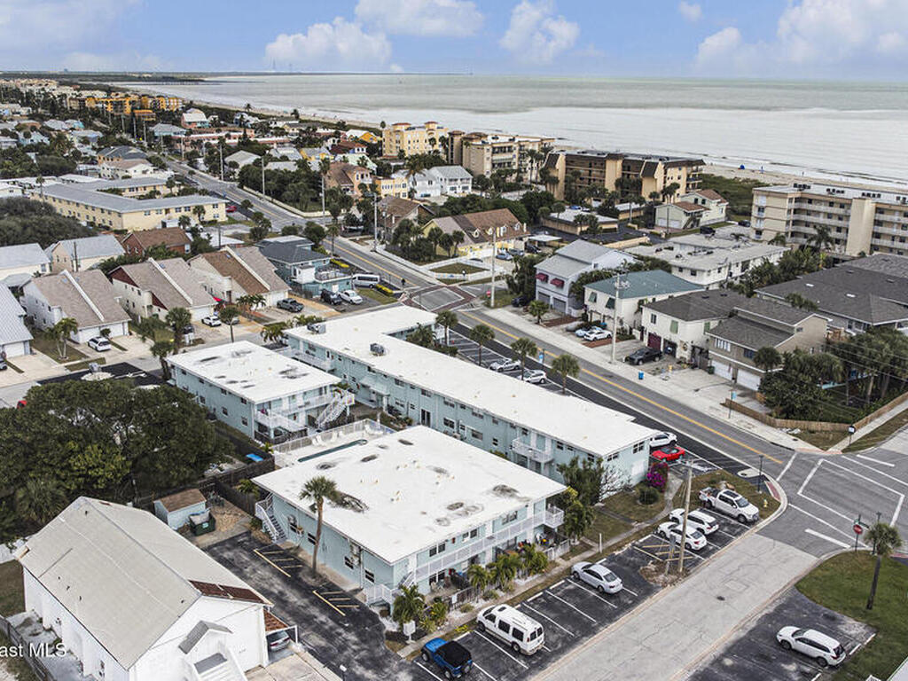 7605 Ridgewood Ave, Cape Canaveral, FL 32920