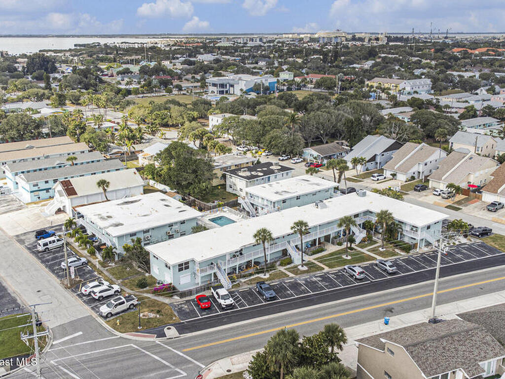 7605 Ridgewood Ave, Cape Canaveral, FL 32920