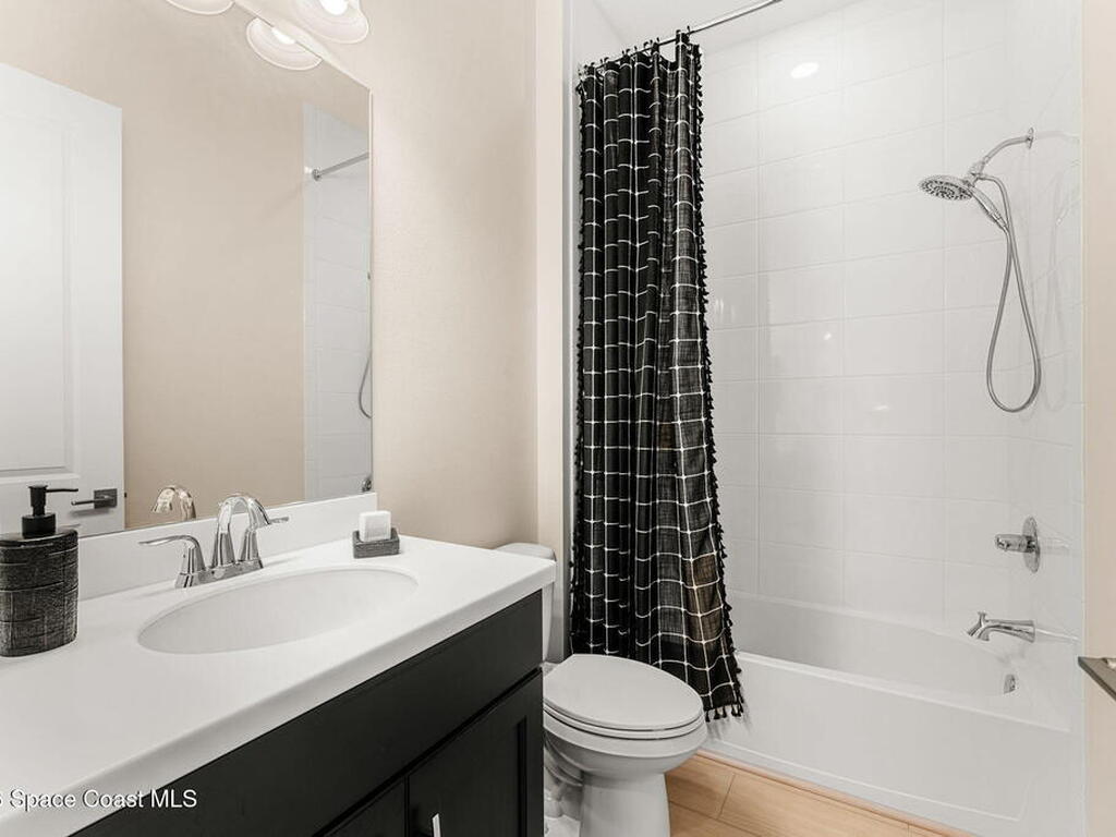 7994 Cache Creek Lane, Melbourne, FL 32940