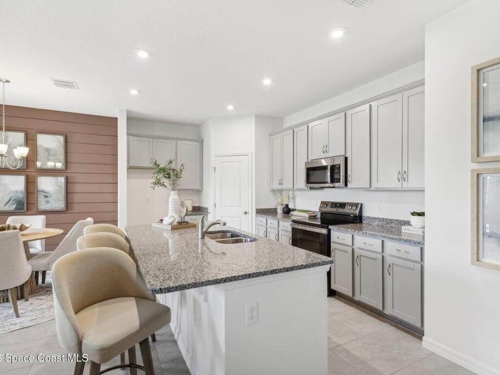 1015 Connolly Lane, Palm Bay, FL 32905