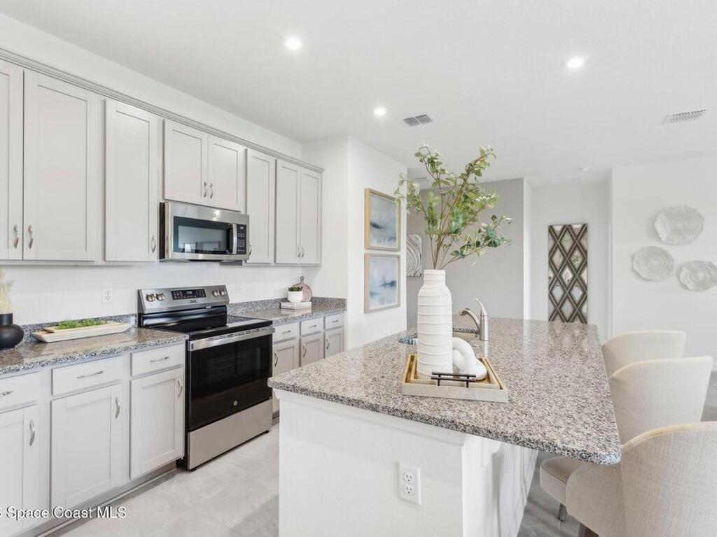 1015 Connolly Lane, Palm Bay, FL 32905