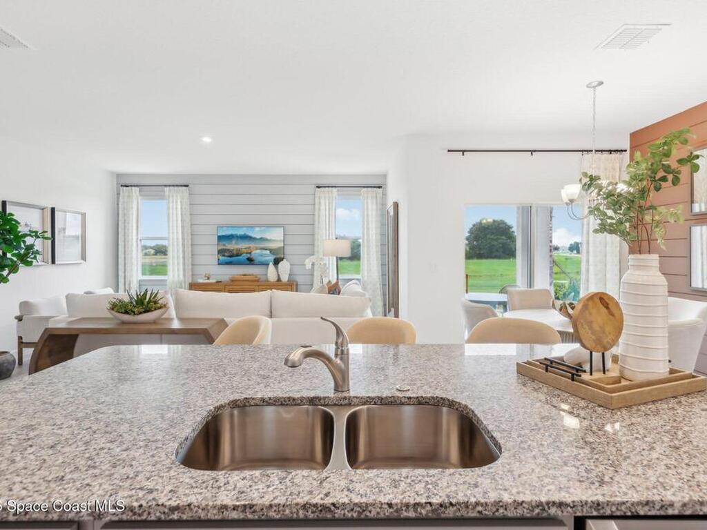 1015 Connolly Lane, Palm Bay, FL 32905