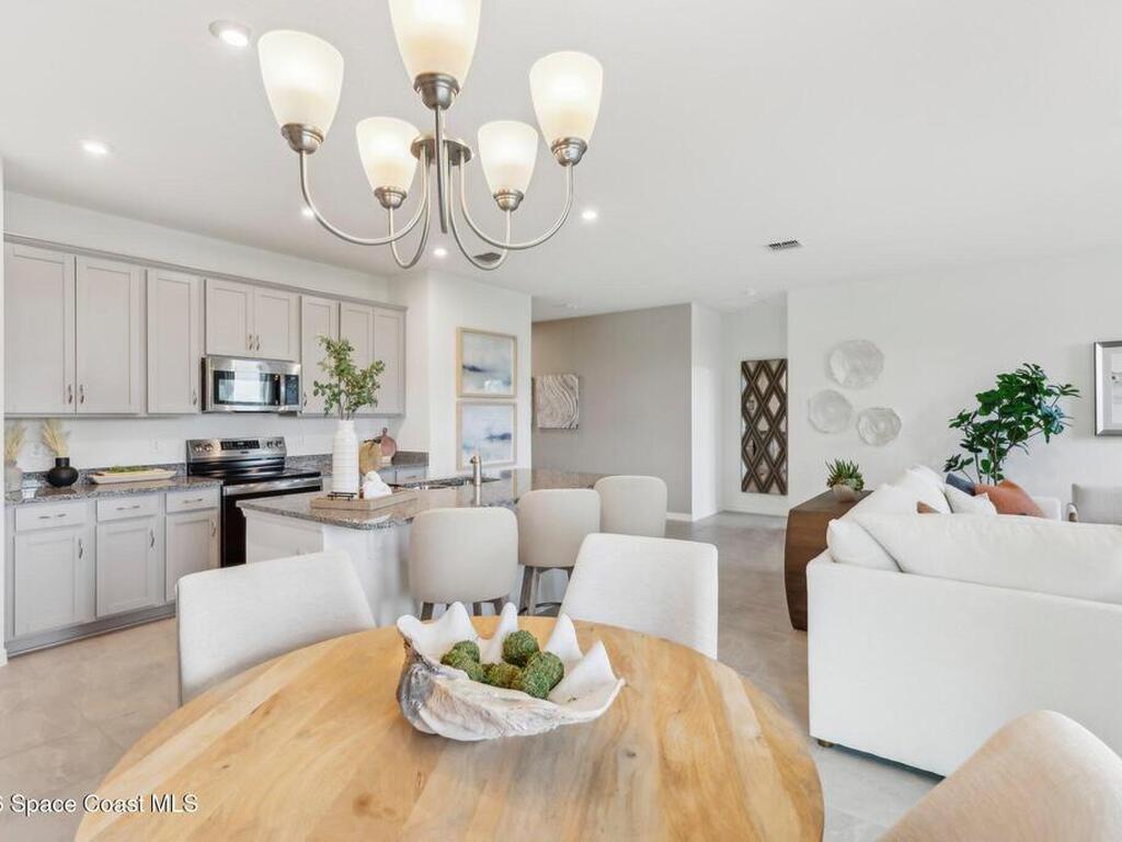 1015 Connolly Lane, Palm Bay, FL 32905