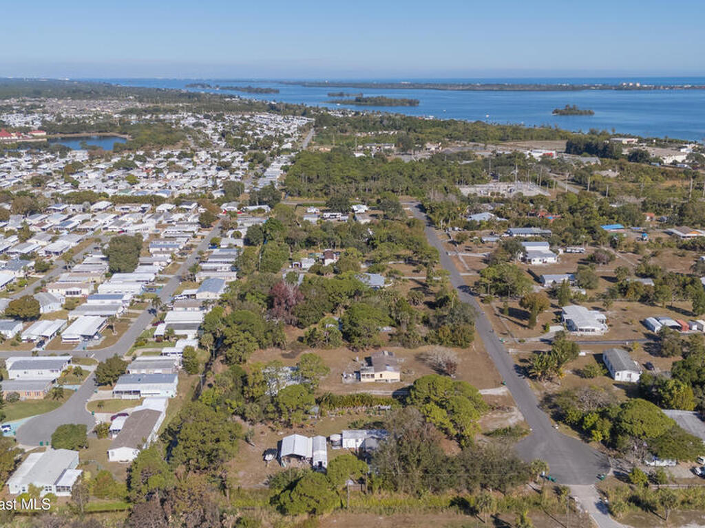 8280 Pine Ridge Trail, Sebastian, FL 32976