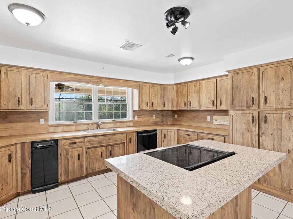 835 Sunswept Road, Palm Bay, FL 32905