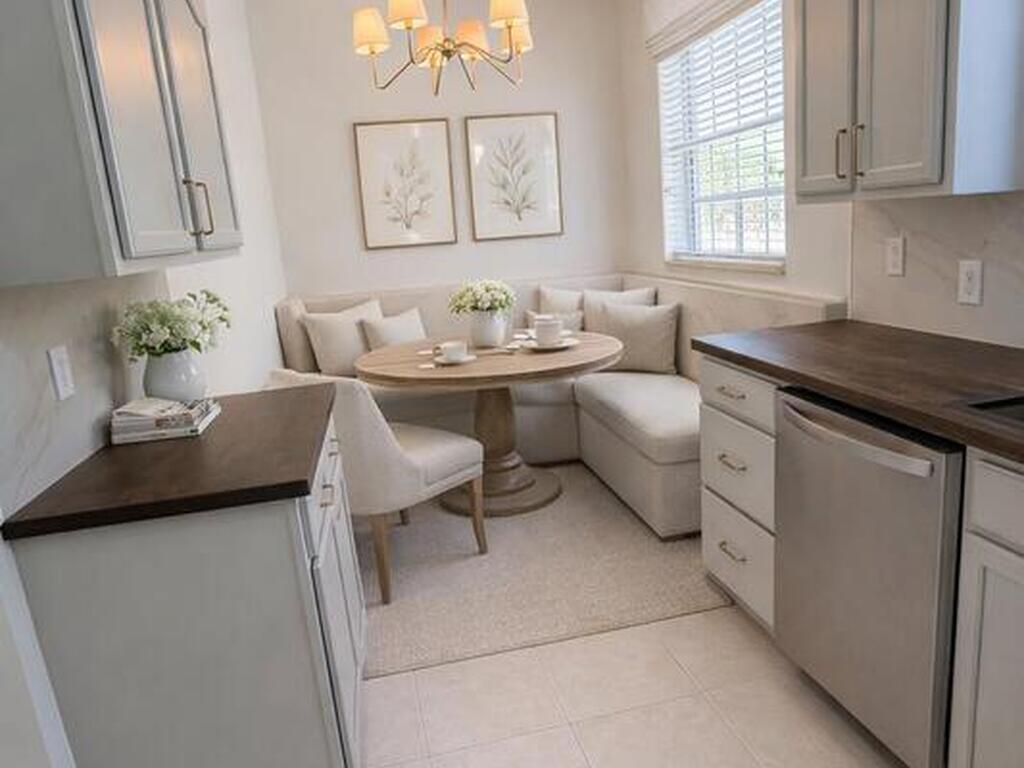 8406 Mulligan Circle, Port St. Lucie, FL 34986