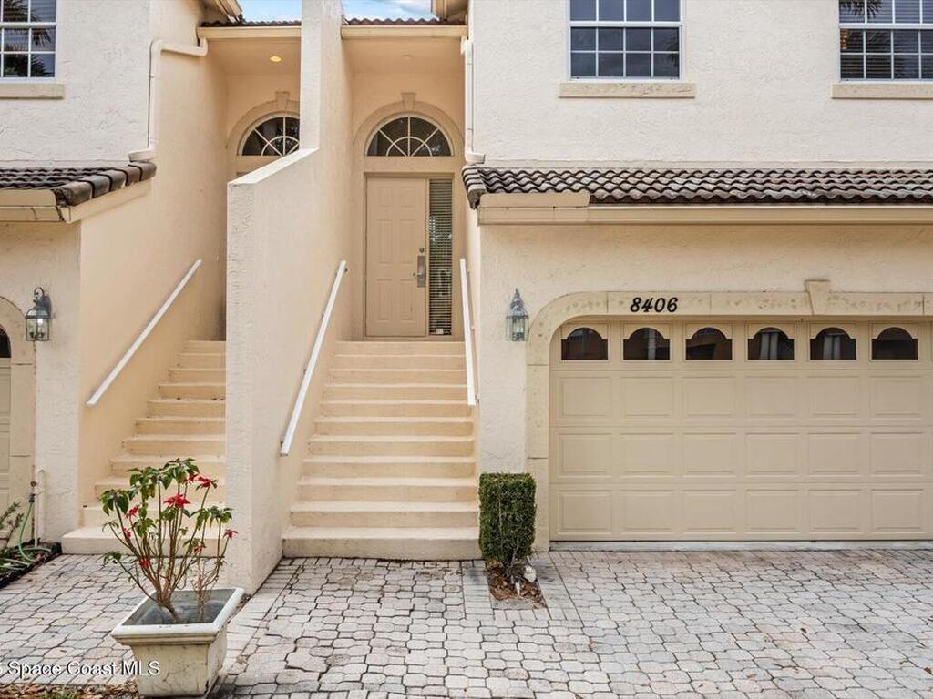 8406 Mulligan Circle, Port St. Lucie, FL 34986