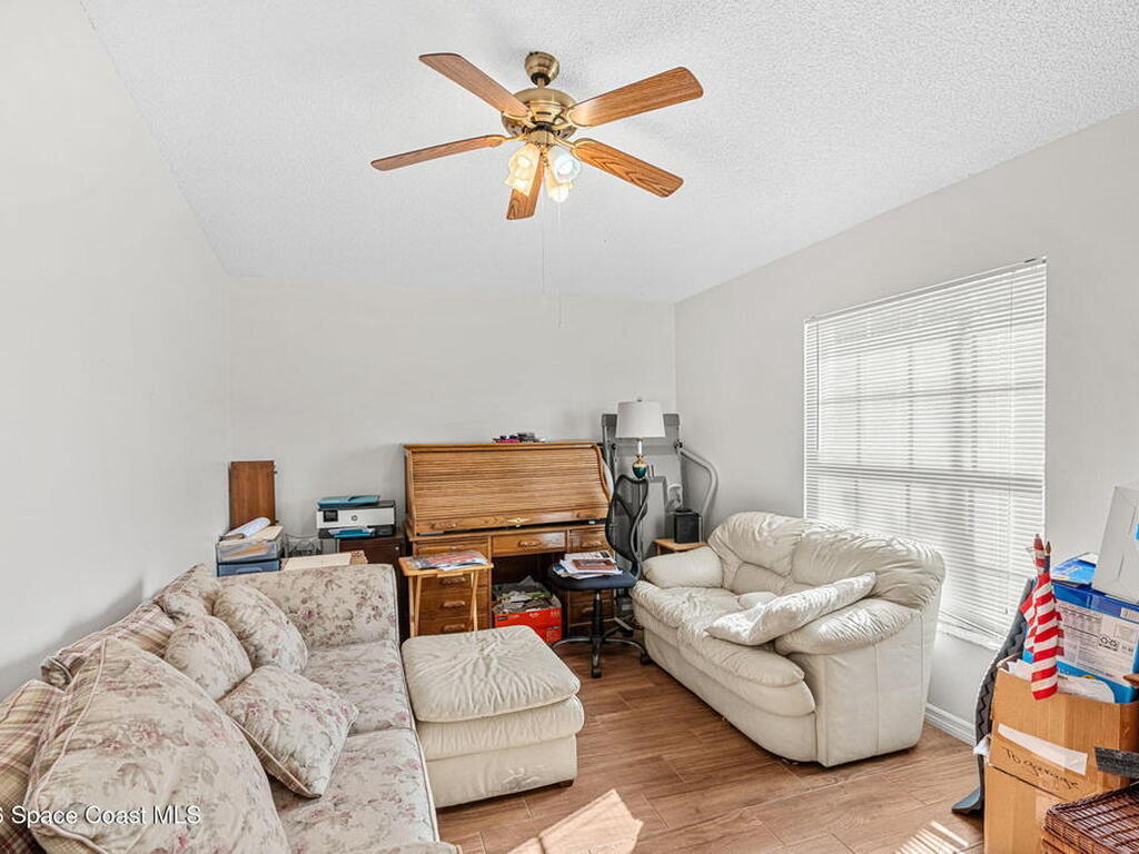 1543 Heartwellville Street, Palm Bay, FL 32907