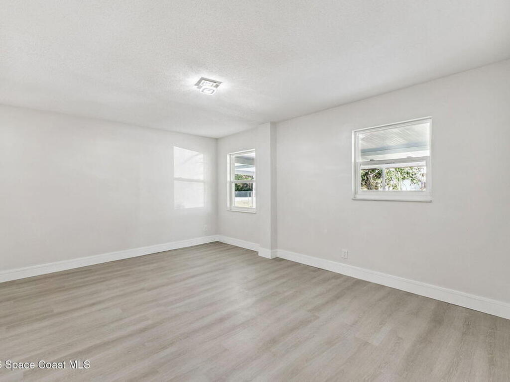 1070 N Libby Court, Daytona Beach, FL 32117