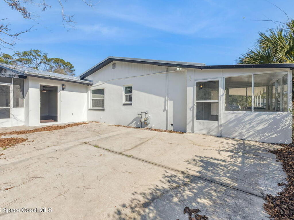 1070 N Libby Court, Daytona Beach, FL 32117