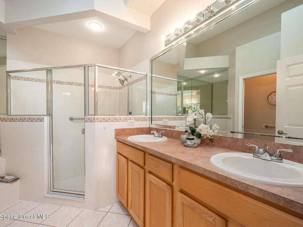 518 Renaissance Avenue, Melbourne, FL 32940