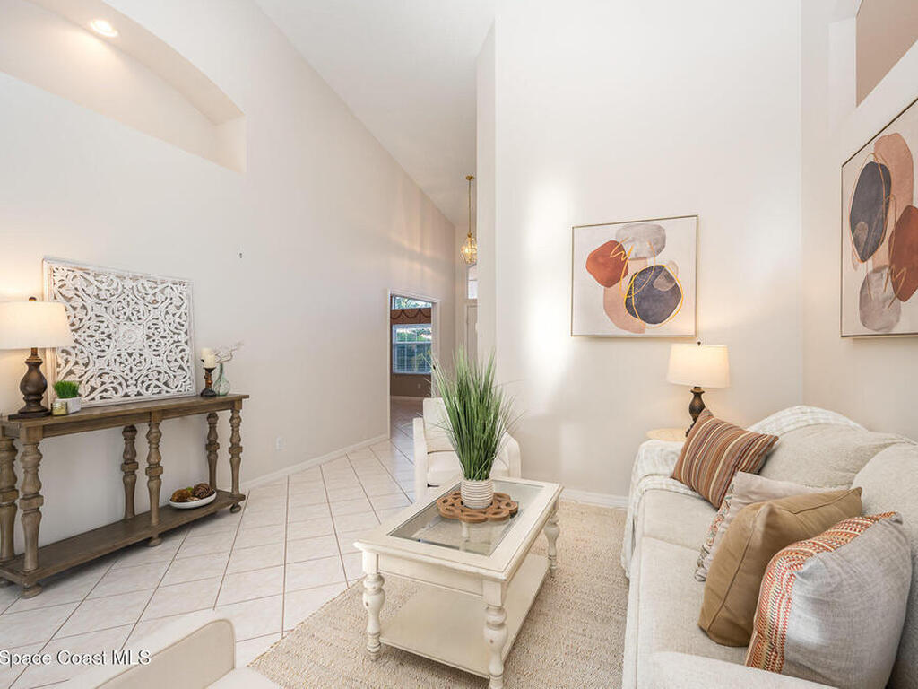 518 Renaissance Avenue, Melbourne, FL 32940