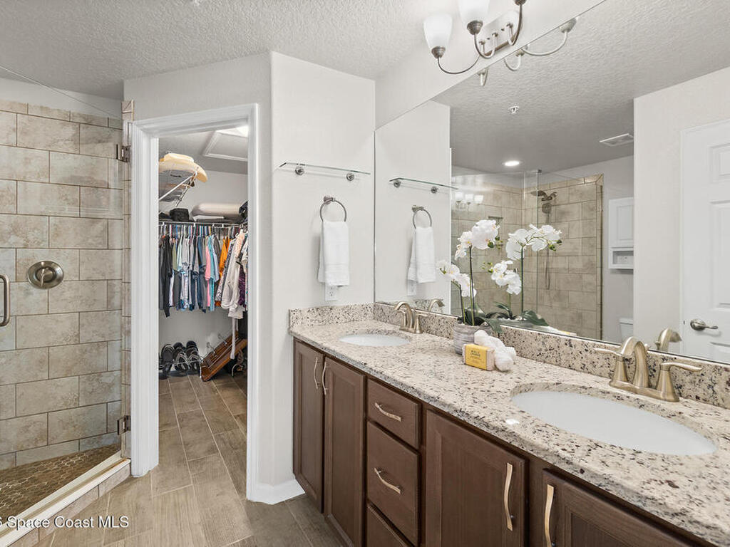 1315 Lara Circle, Rockledge, FL 32955