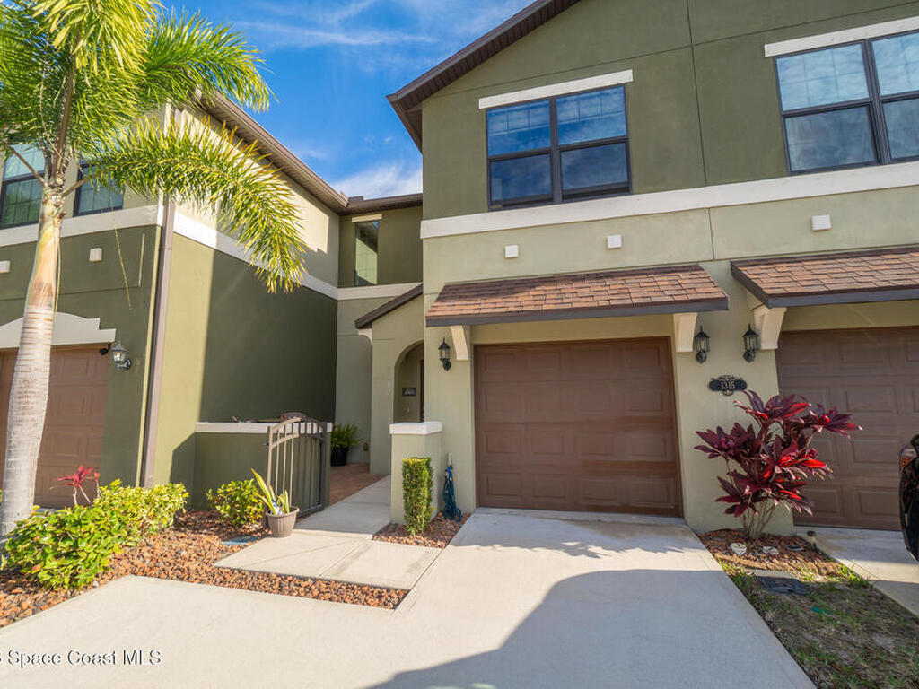 1315 Lara Circle, Rockledge, FL 32955