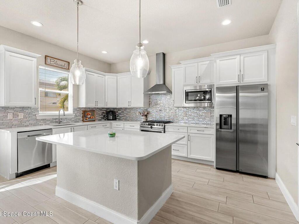 4065 Negal Circle, Melbourne, FL 32901