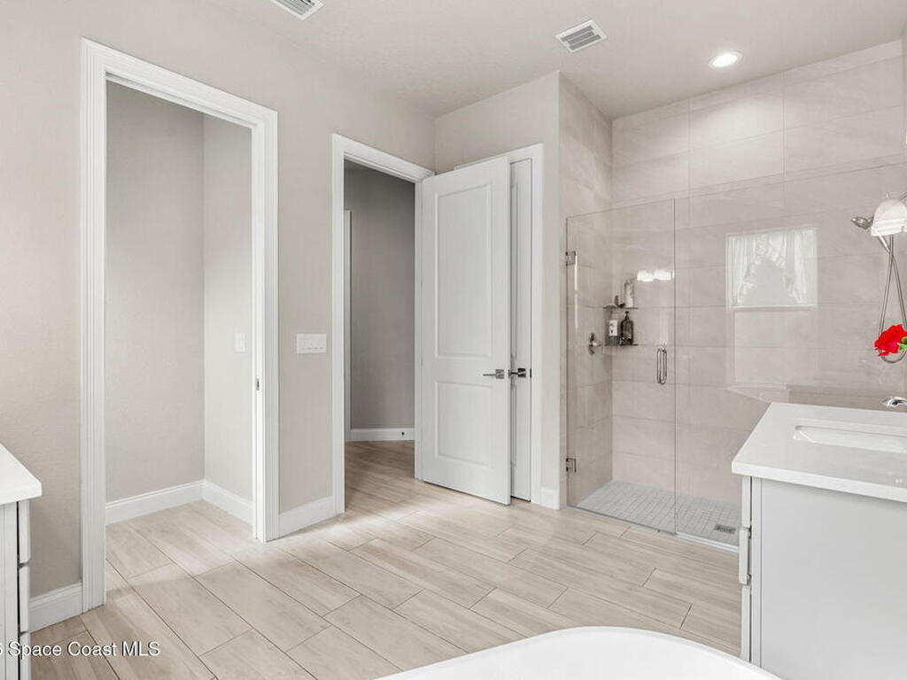 4065 Negal Circle, Melbourne, FL 32901