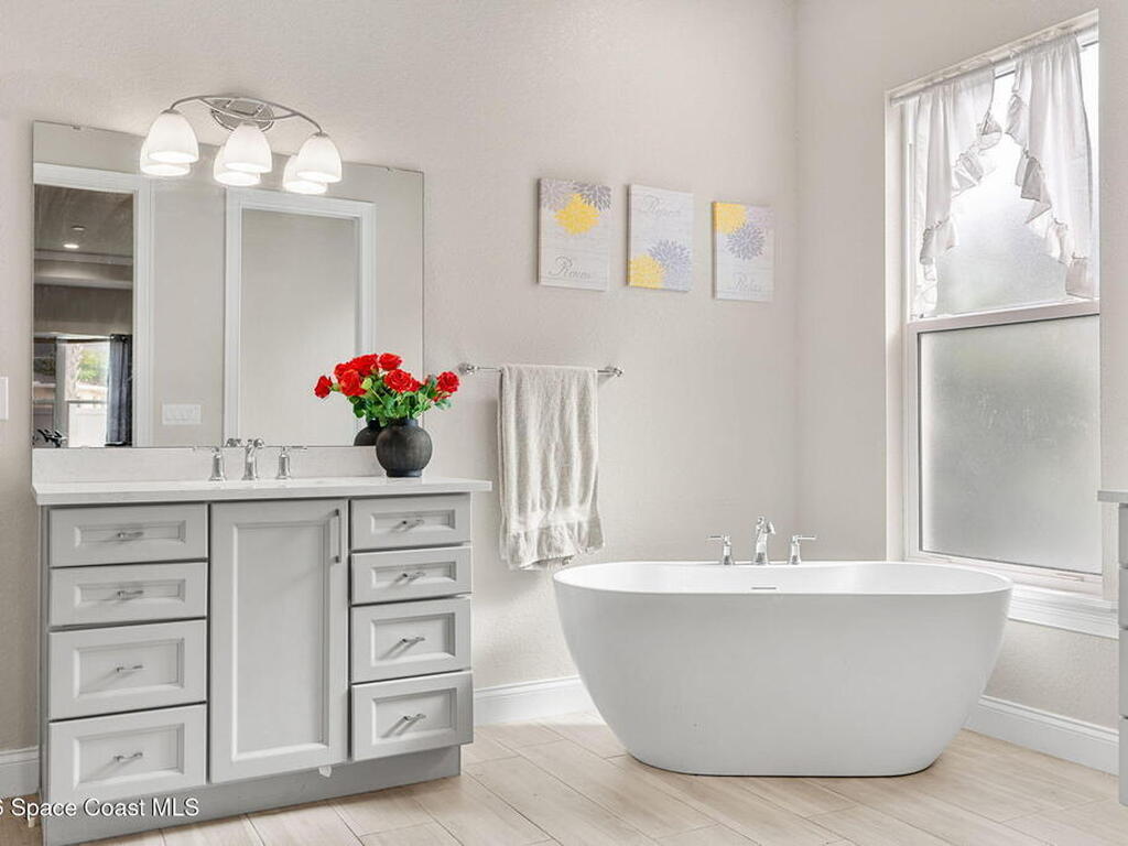 4065 Negal Circle, Melbourne, FL 32901