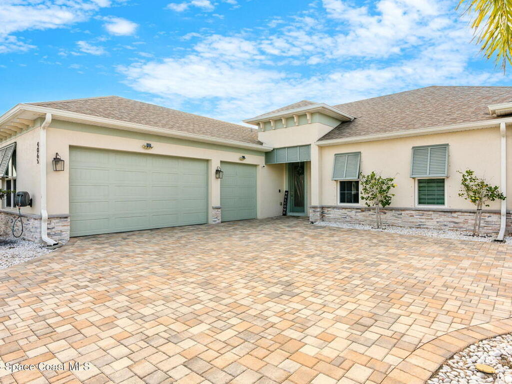 4065 Negal Circle, Melbourne, FL 32901
