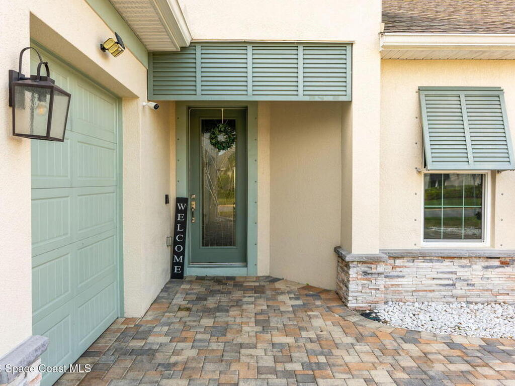 4065 Negal Circle, Melbourne, FL 32901