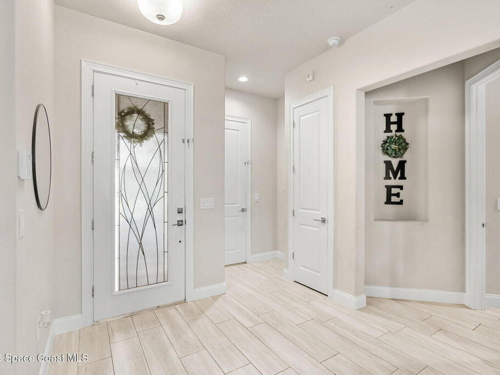 4065 Negal Circle, Melbourne, FL 32901