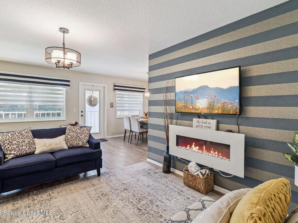 25 Vista Gardens Trail, Vero Beach, FL 32962