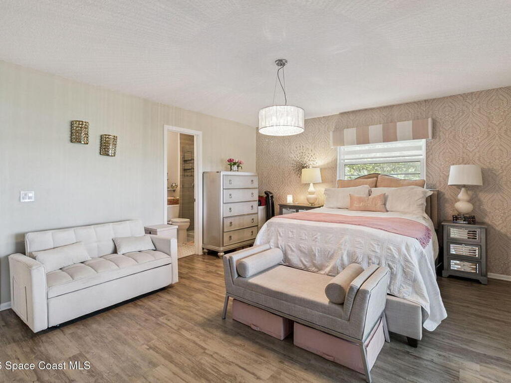 25 Vista Gardens Trail, Vero Beach, FL 32962