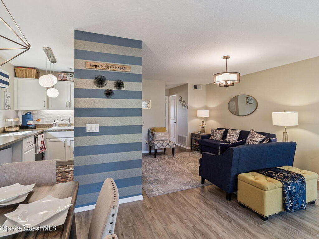 25 Vista Gardens Trail, Vero Beach, FL 32962