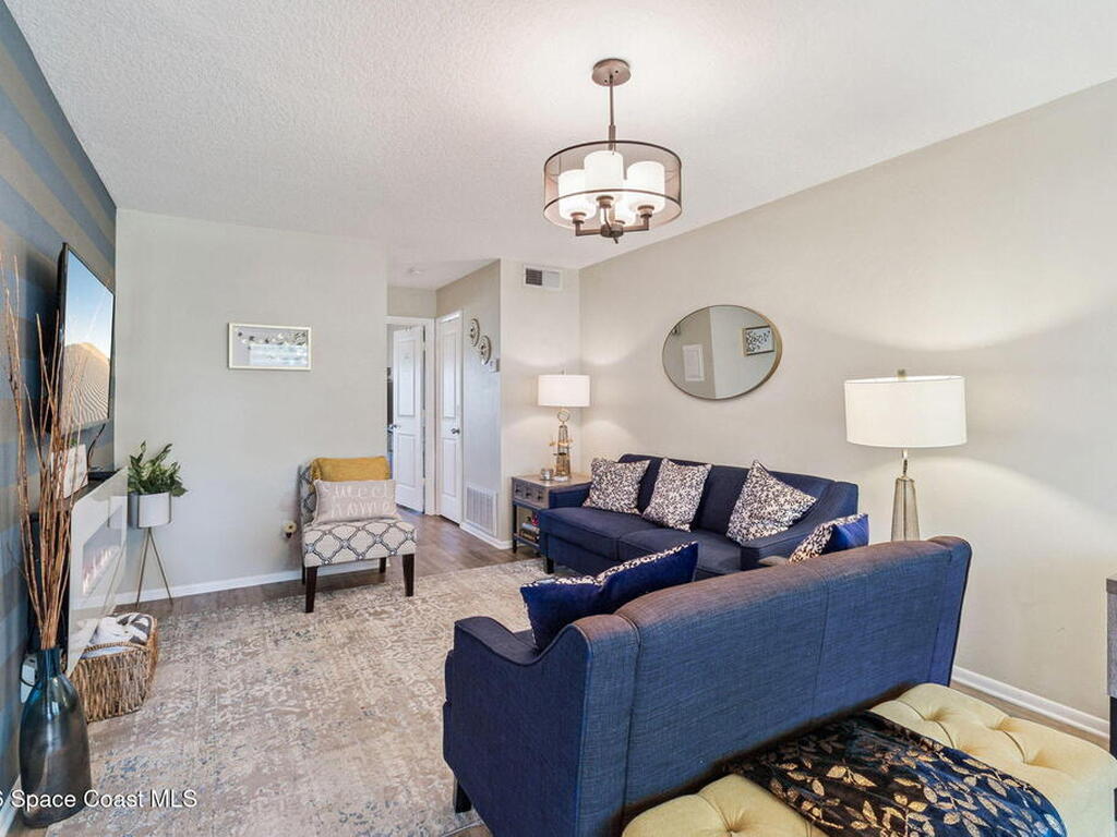 25 Vista Gardens Trail, Vero Beach, FL 32962