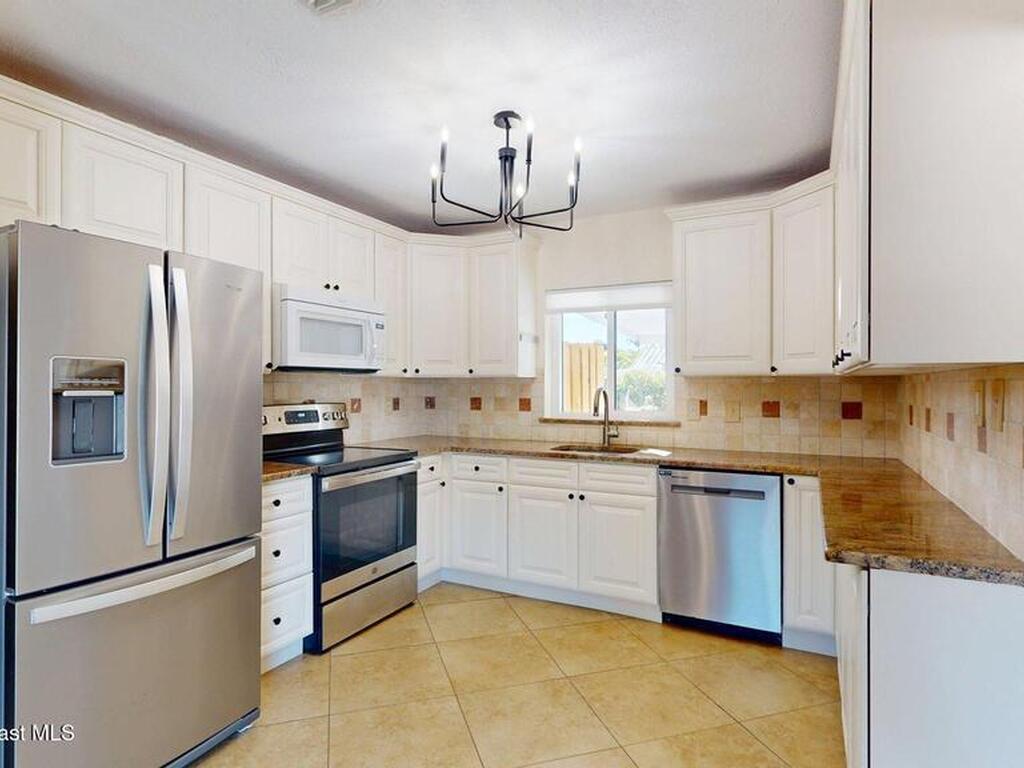 453 Bamboo Lane, Melbourne, FL 32935