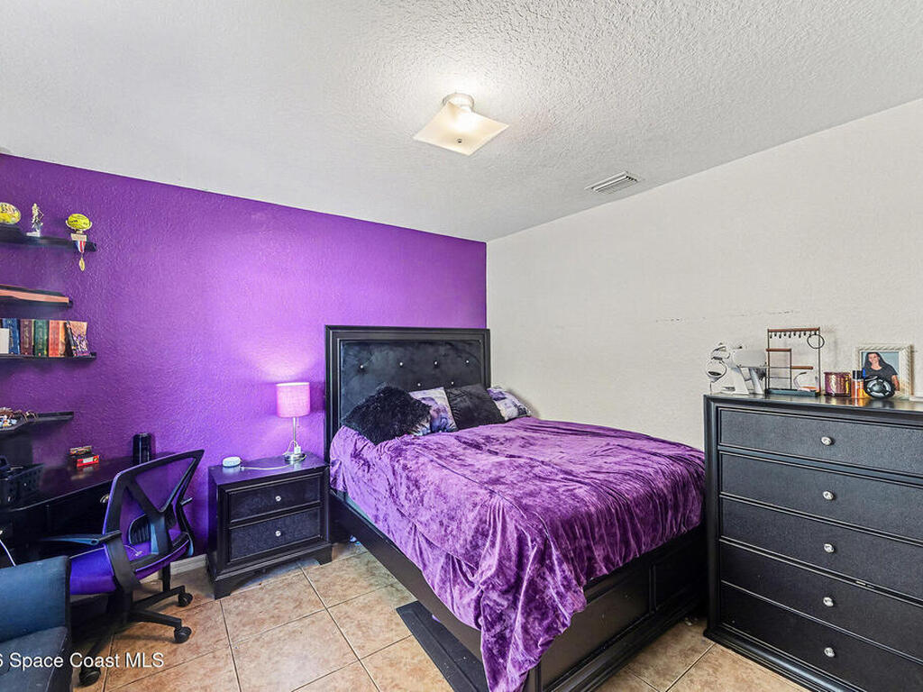 1584 Gardner Dr Drive, Melbourne, FL 32935