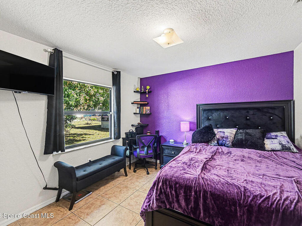 1584 Gardner Dr Drive, Melbourne, FL 32935