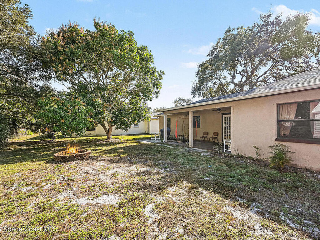 1584 Gardner Dr Drive, Melbourne, FL 32935