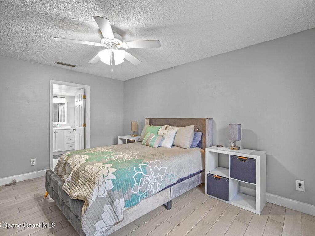 1212 Ashboro Circle, Palm Bay, FL 32909