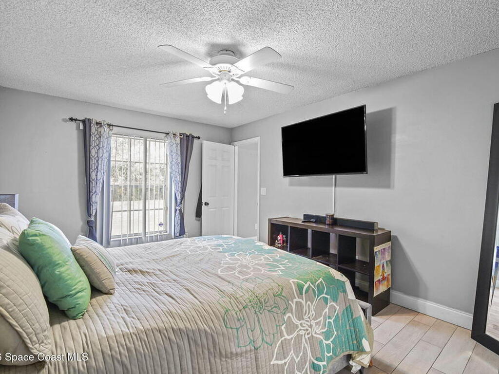 1212 Ashboro Circle, Palm Bay, FL 32909