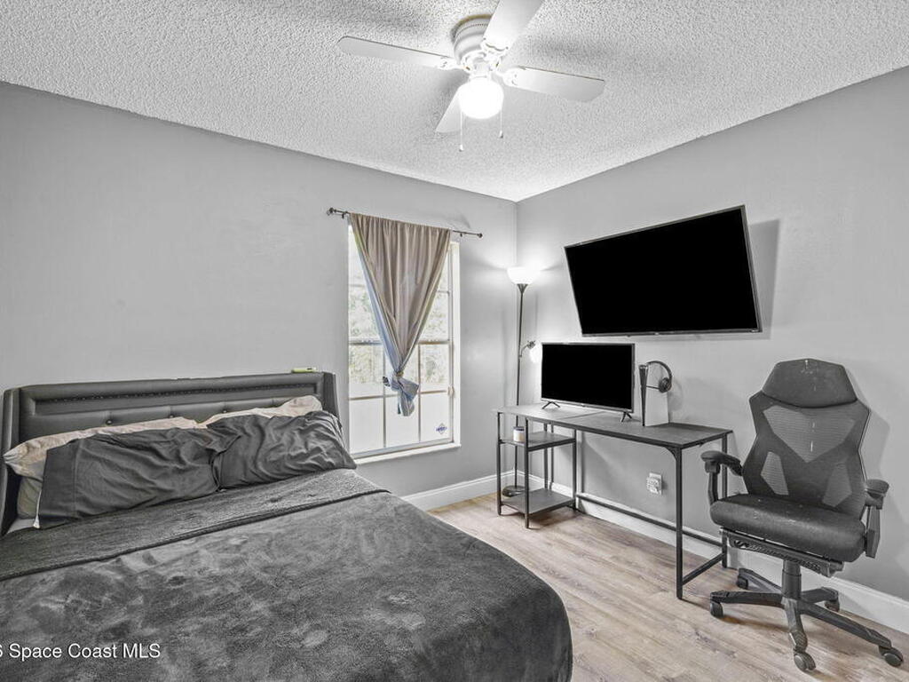 1212 Ashboro Circle, Palm Bay, FL 32909