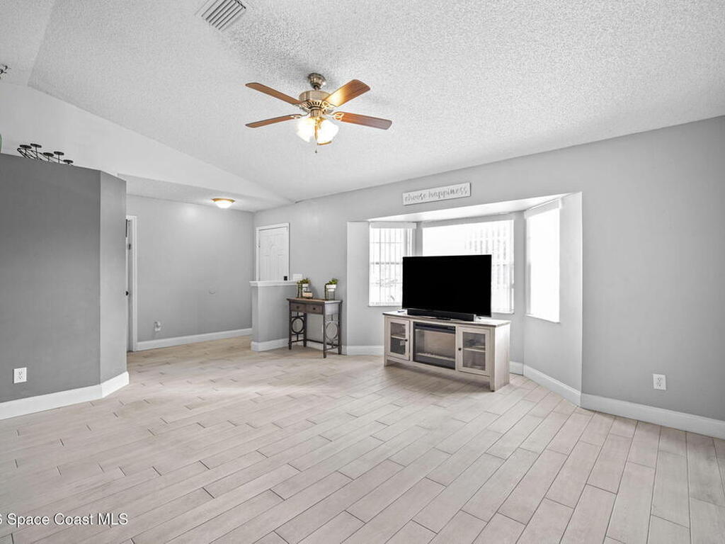 1212 Ashboro Circle, Palm Bay, FL 32909