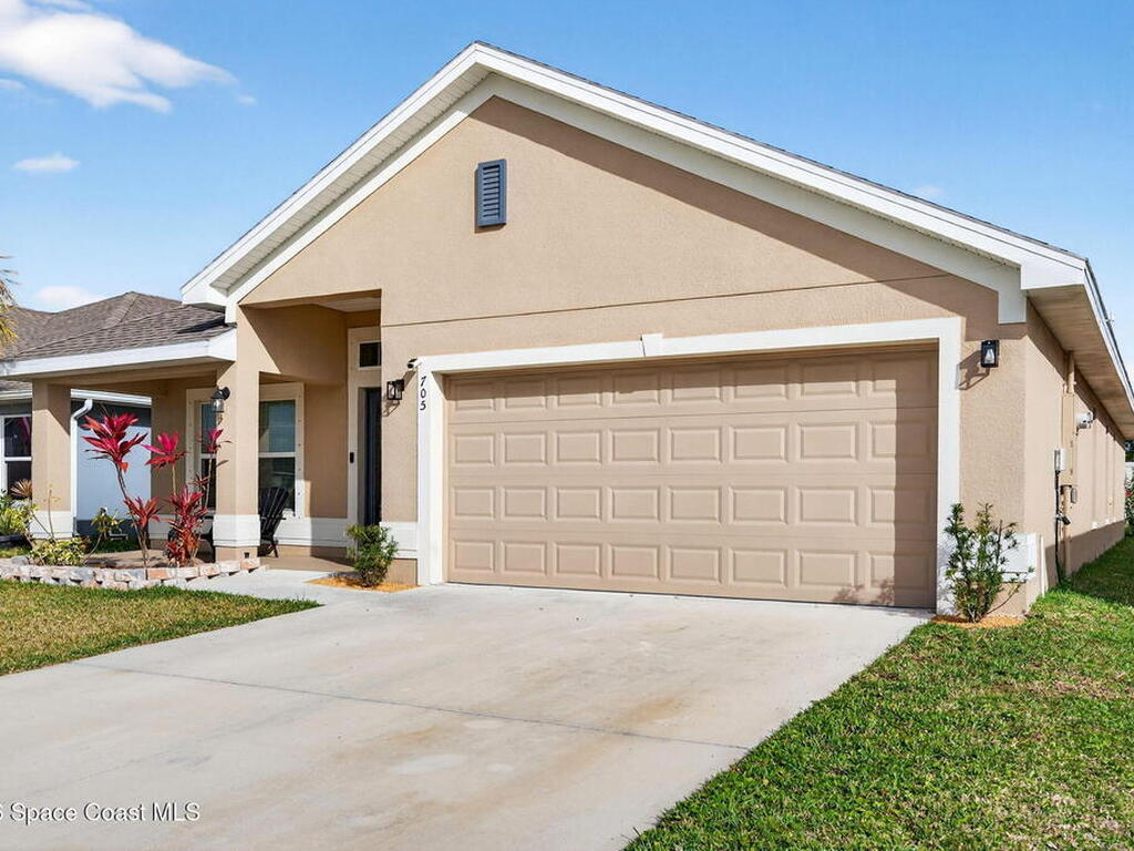 705 Kylar Drive, Palm Bay, FL 32907