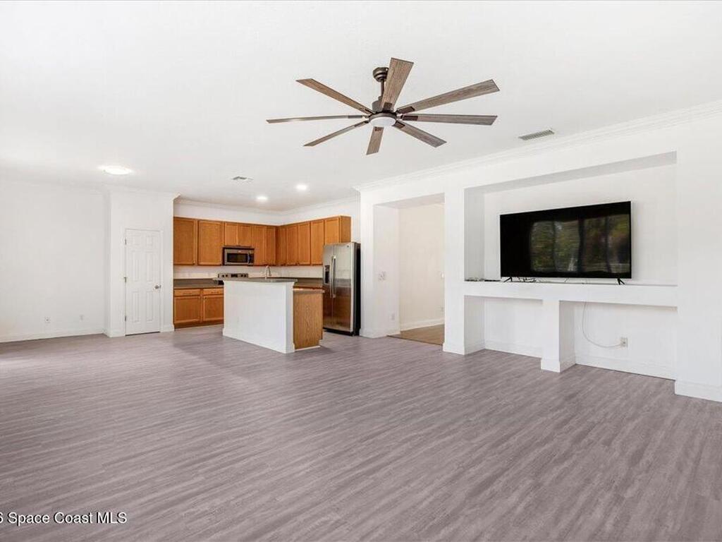 2361 SE Grand Drive, Port St. Lucie, FL 34952