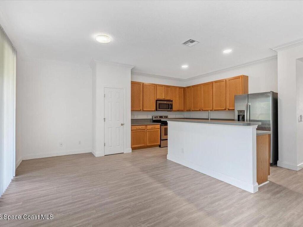 2361 SE Grand Drive, Port St. Lucie, FL 34952